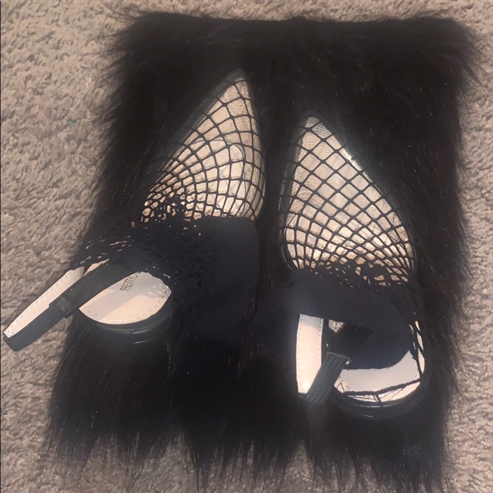 Fishnet heels - Picture 3 of 4
